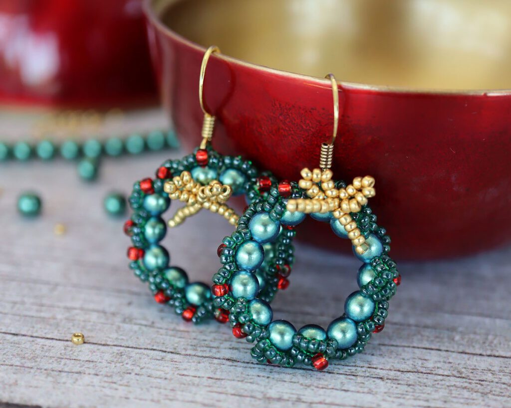 Holiday Wreath Earrings by Chloe Menage (freeform beading)
